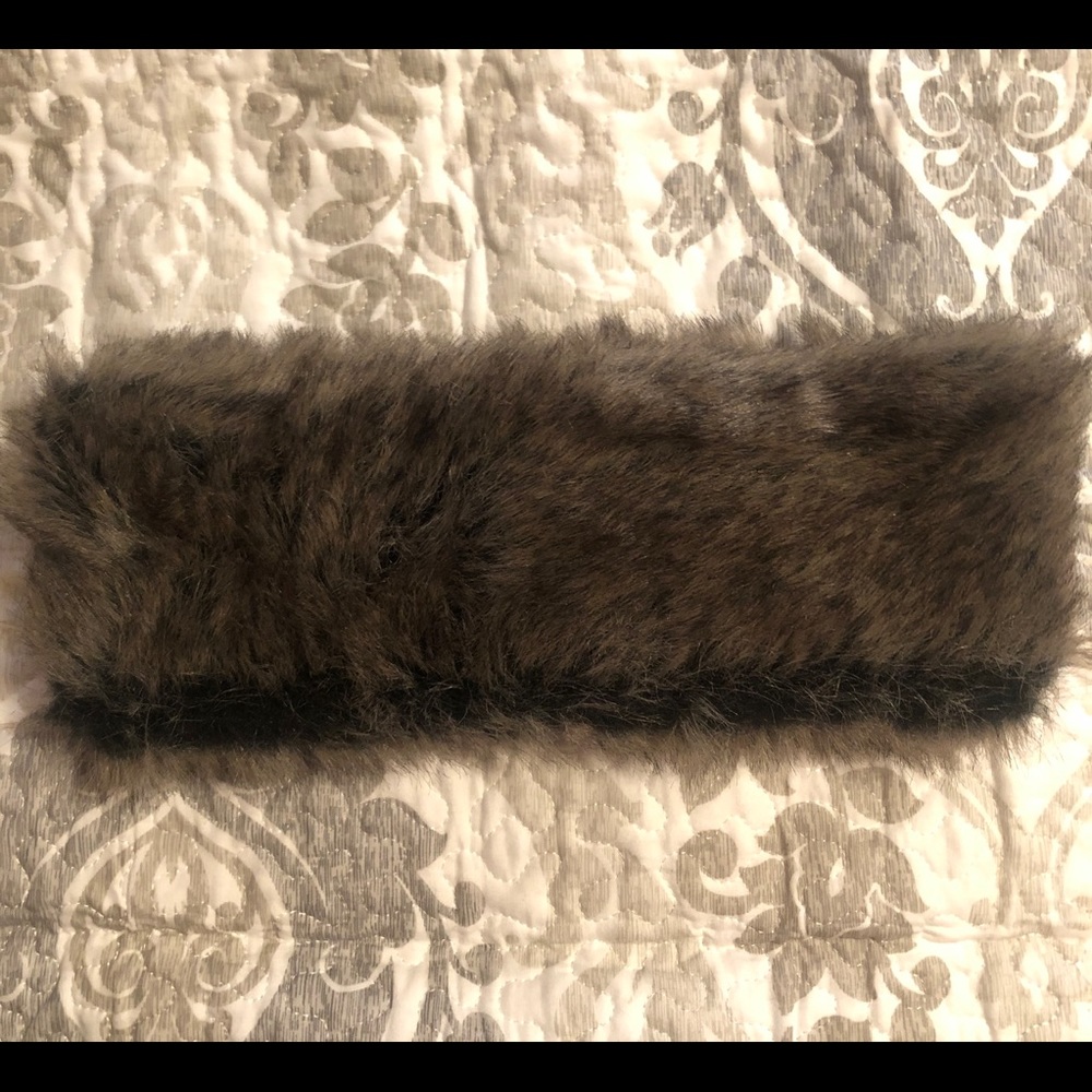 Faux fur scarf